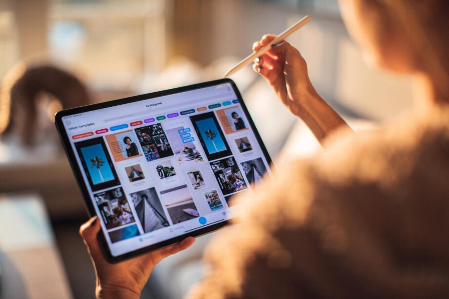 Make & Sell Digital Products: Create Once, Sell Forever